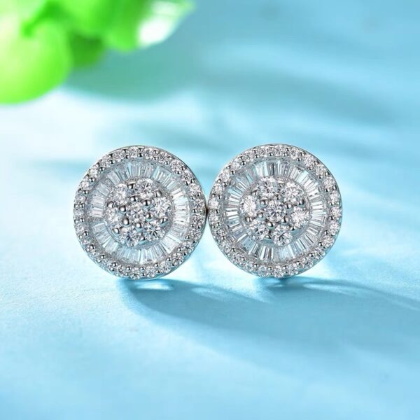 Big Round Zircon-encrusted Stud Earrings - Image 2